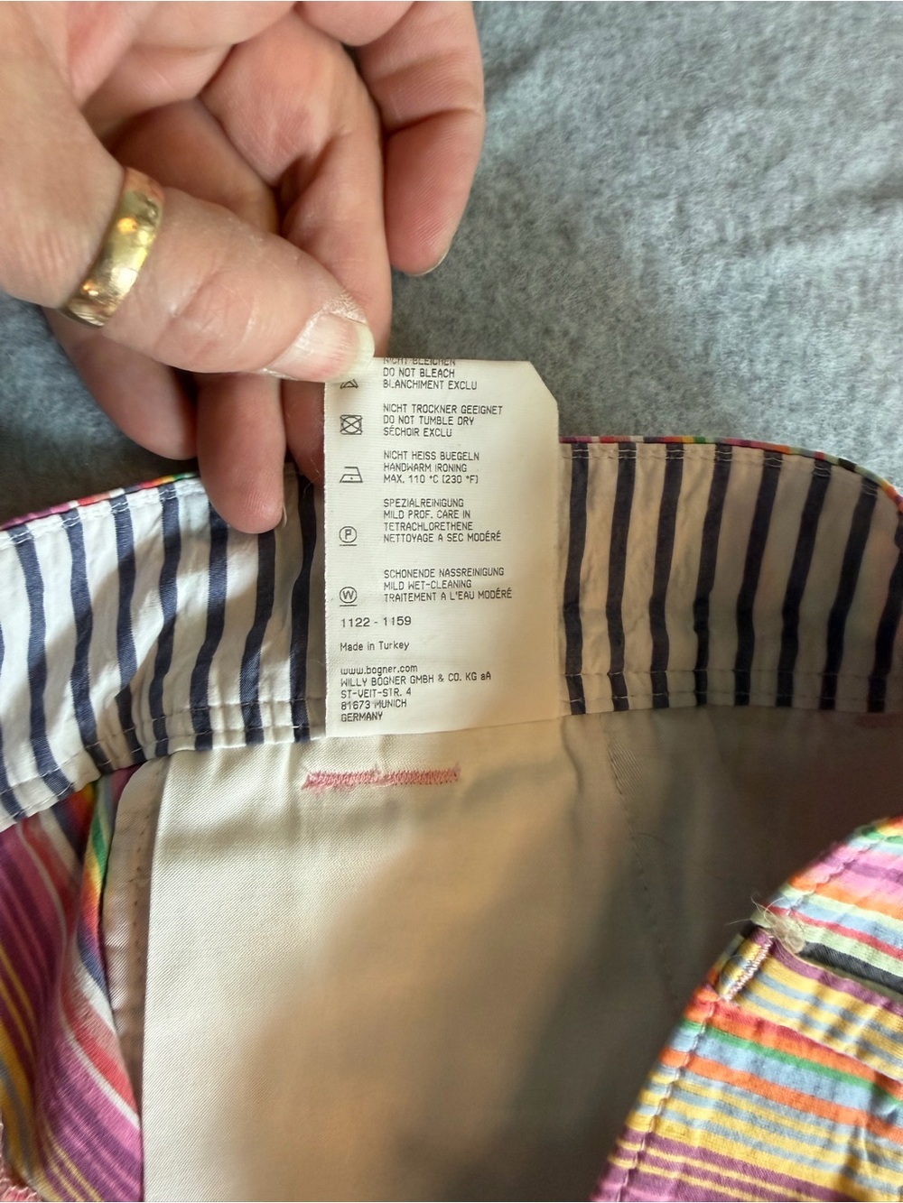 Women’s Multicolor Stripe Bogner Capri Pants size 6 - Picture 13 of 14